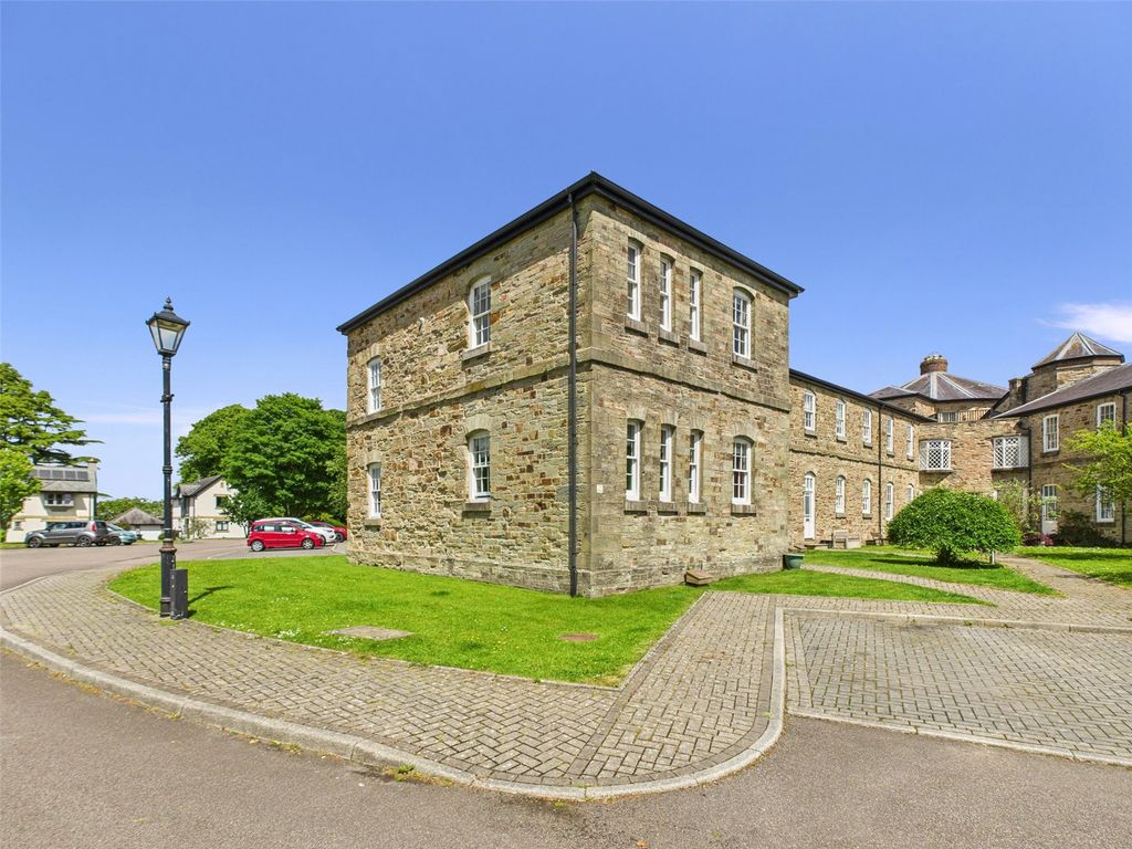 Property photo 1 of 17 Picture No. 02