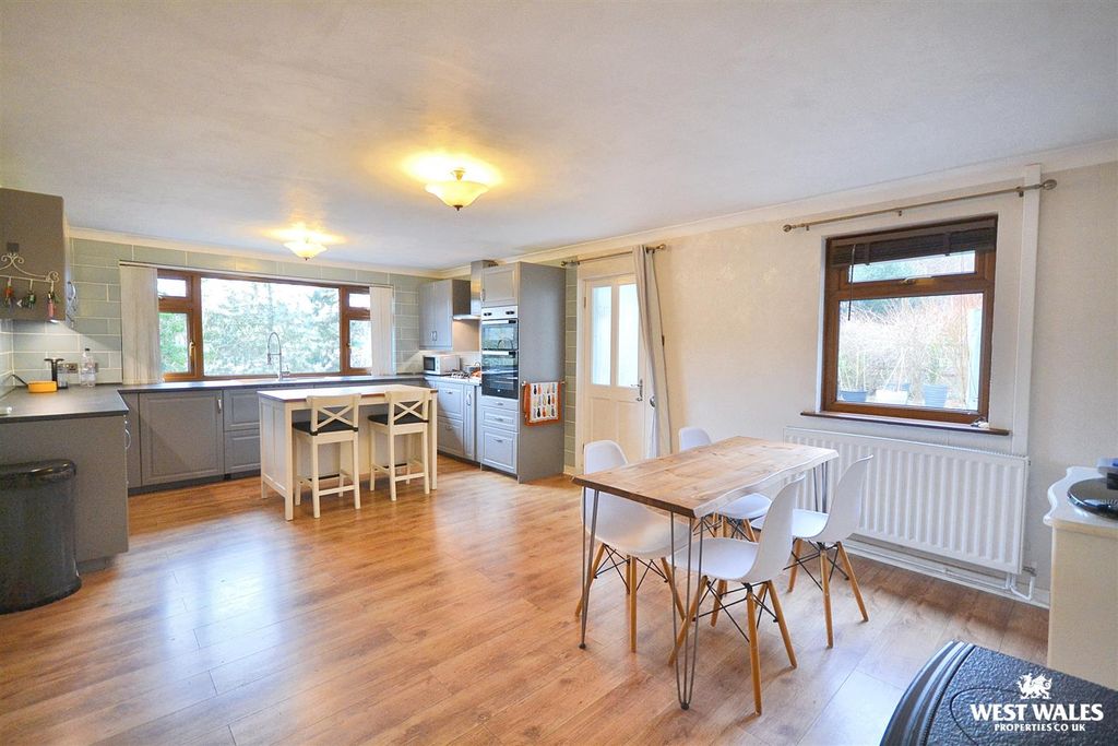Additional image 8 of 3 bed end terrace house for saleVelindre, Llandysul SA44