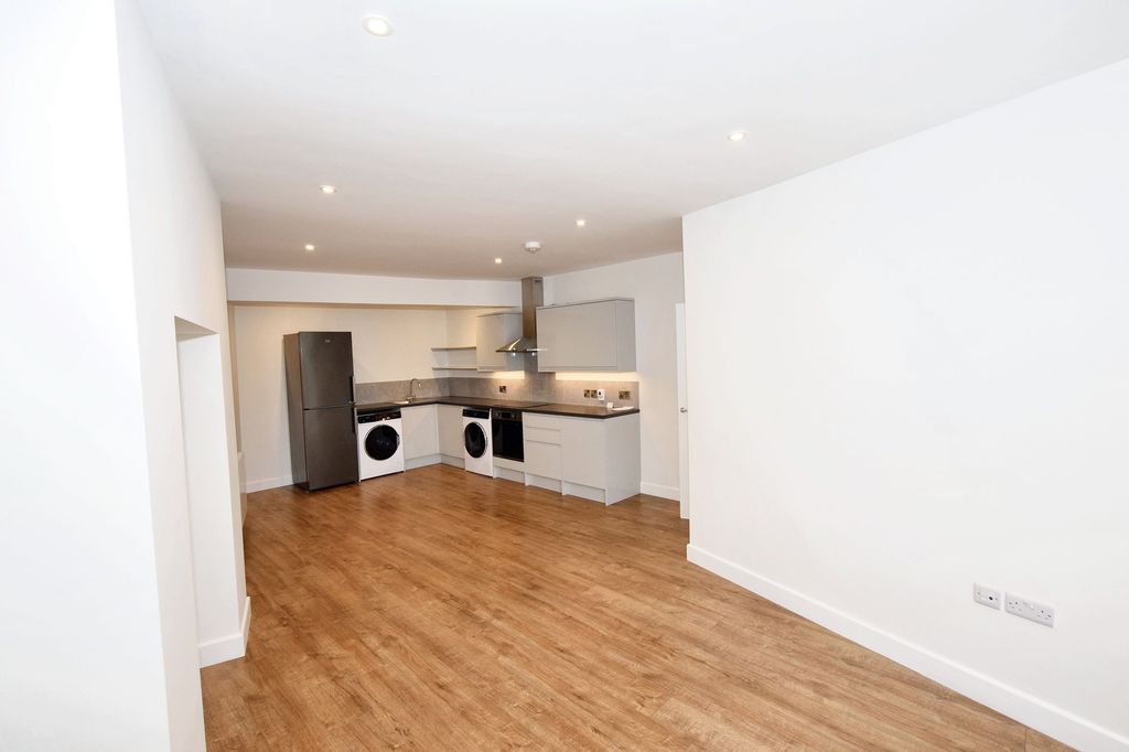 Property photo 2 of 7 Open Plan