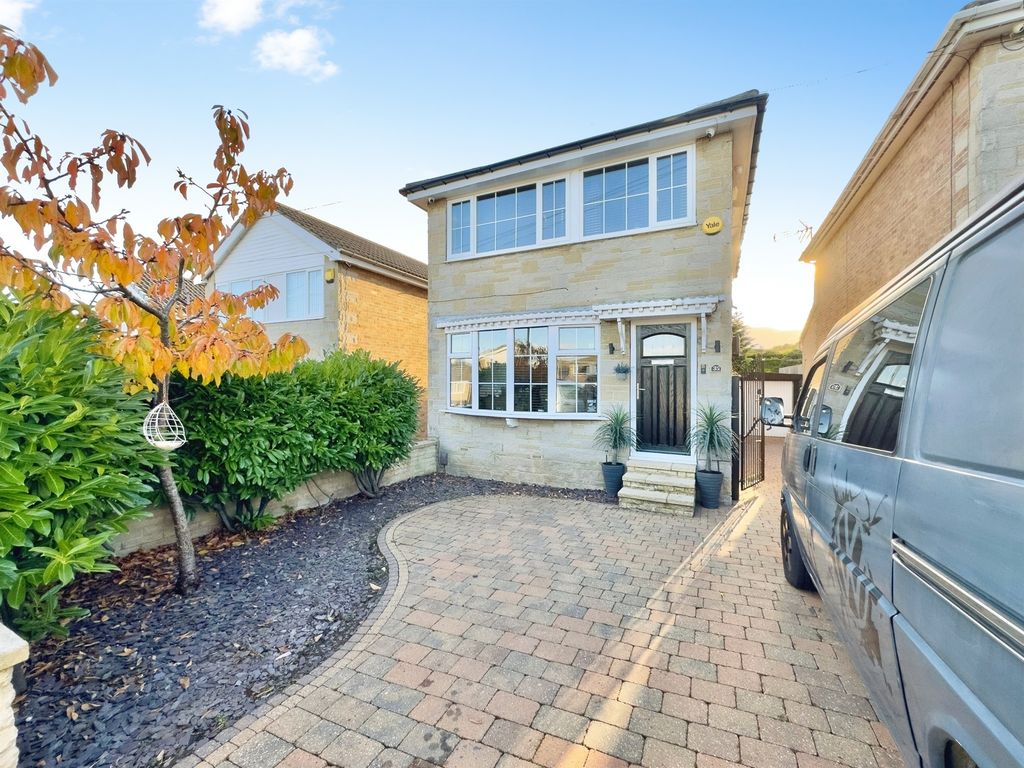 Property photo 1 of 23
