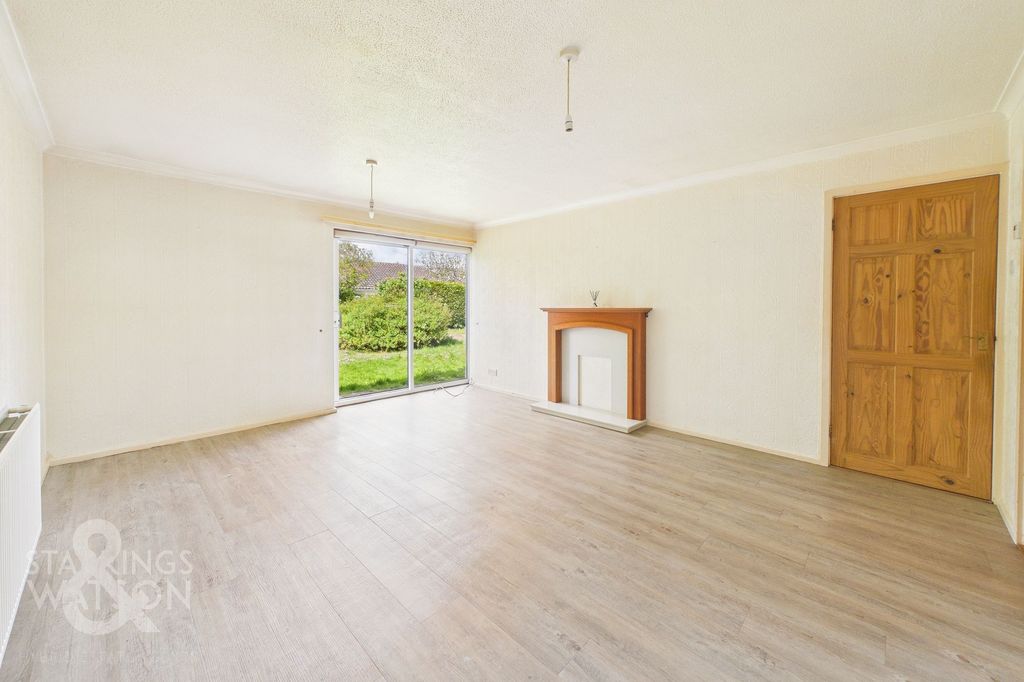 Property photo 3 of 21