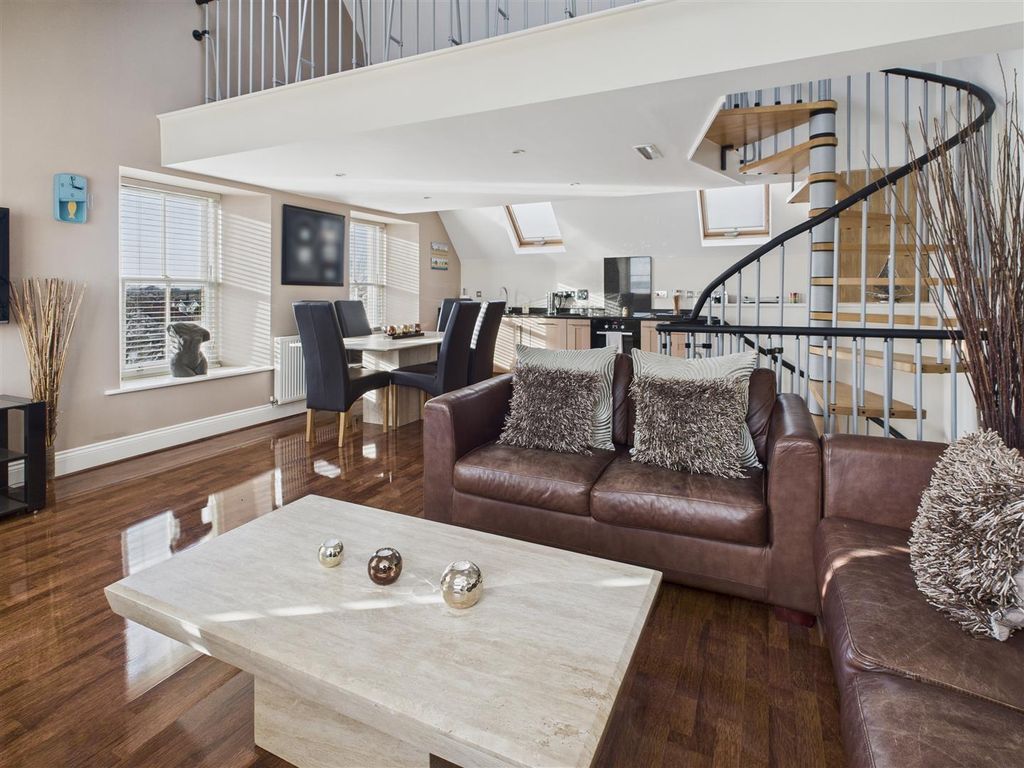 Property photo 3 of 27 Open-Plan Living Space