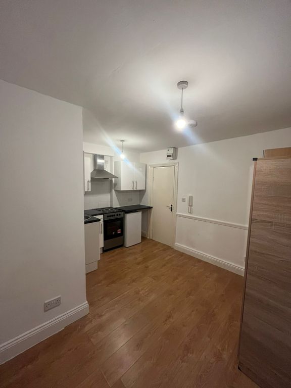 Property photo 2 of 4 Room2A2