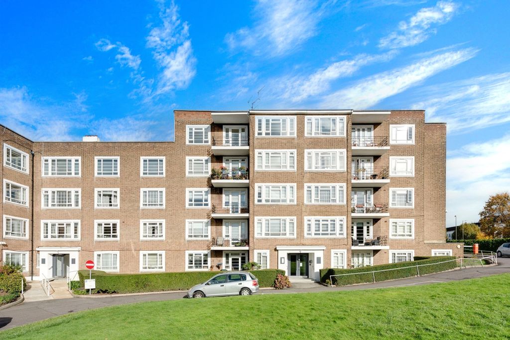 Property photo 1 of 5 Picture No. 06