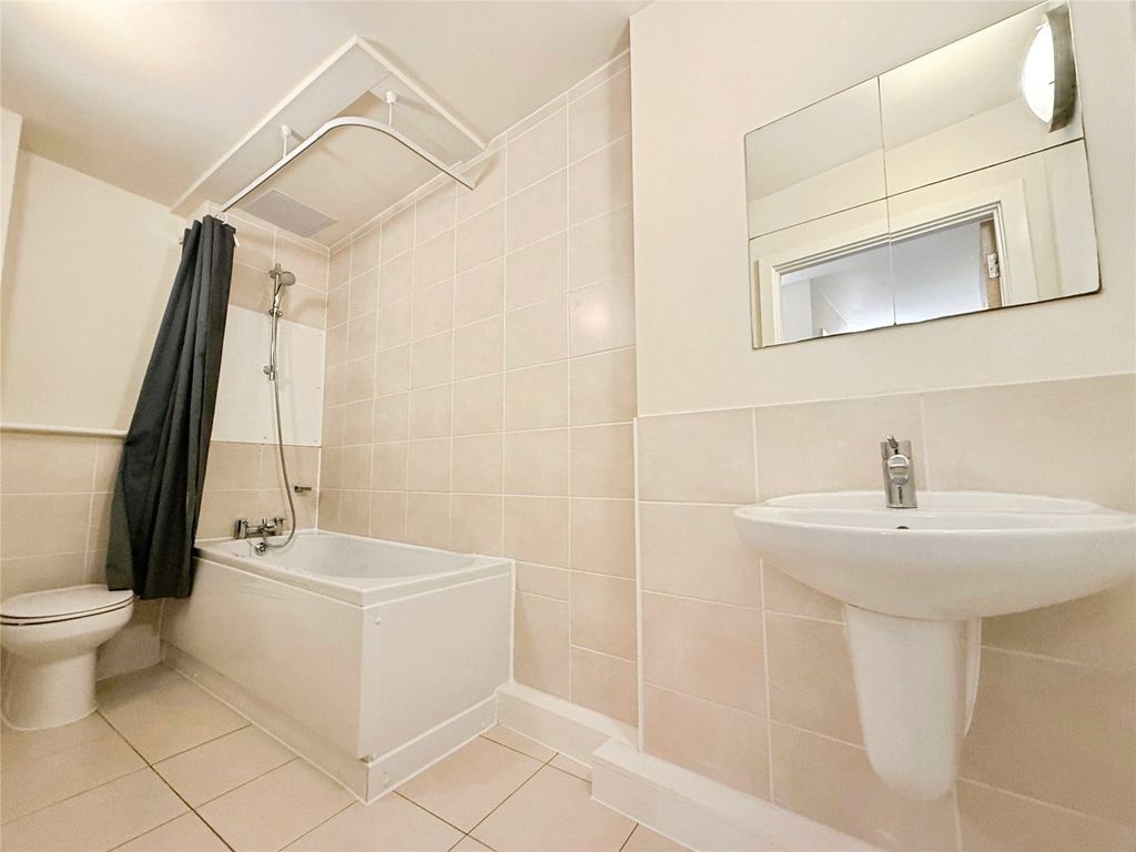 Property photo 3 of 9 Picture No. 12