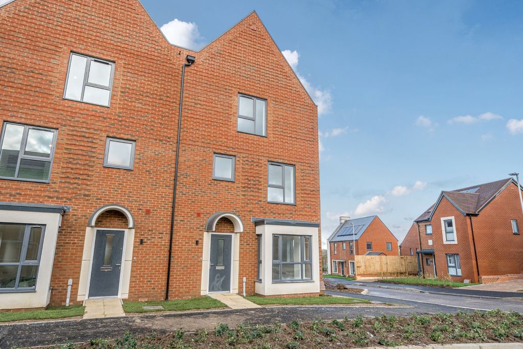 Property photo 1 of 13 Picture No. 27