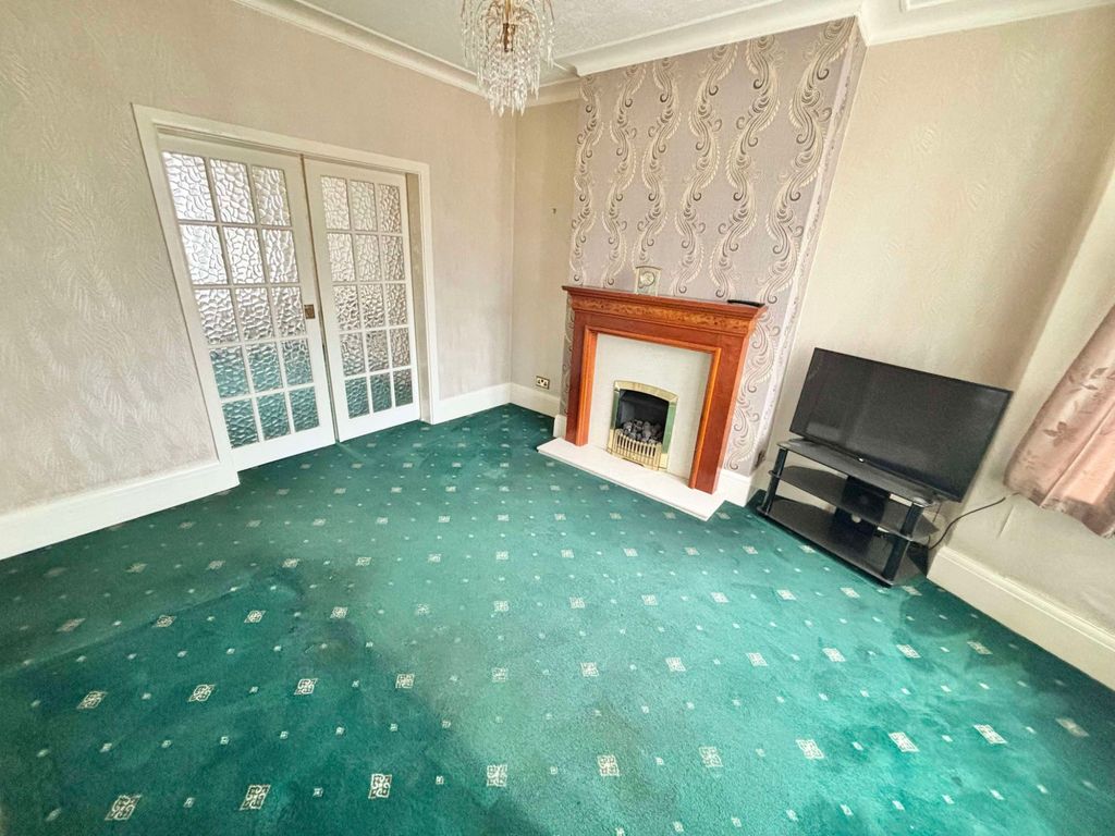 Property photo 3 of 28