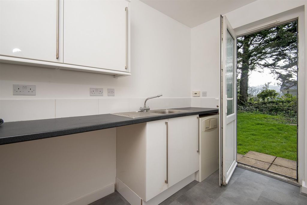 Additional image 5 of 4 bed detached house for saleBella Vista Gardens, Truro Hill, Penryn TR10