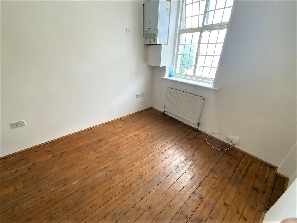 Property photo 2 of 5 49Cin80S-Bvchekj-Bqstmtq2Go.Jpg