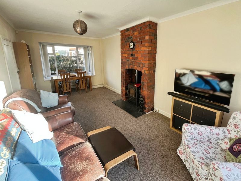 Property photo 2 of 15 Lounge Diner