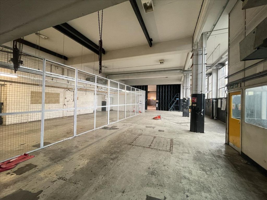 Property photo 3 of 8