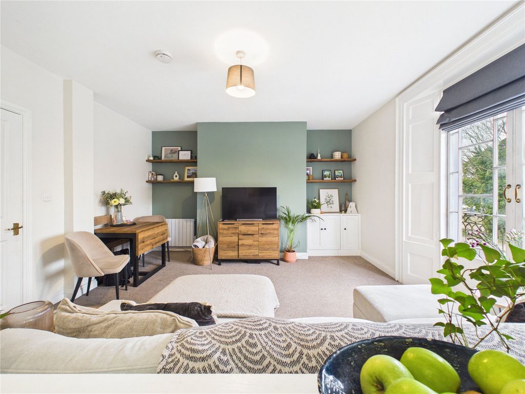 Property photo 1 of 15 Picture No. 05