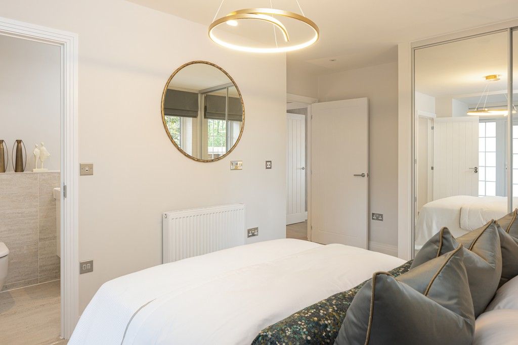 Property photo 2 of 6 cala At Buckler's Park - The Pines, Crowthorne