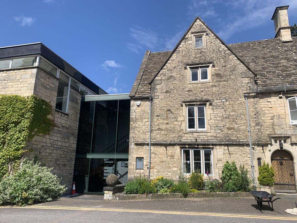 Property photo 1 of 7 2nd Floor Office Suite