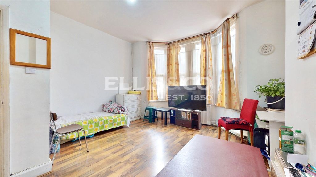 Property photo 2 of 12 Picture No. 02