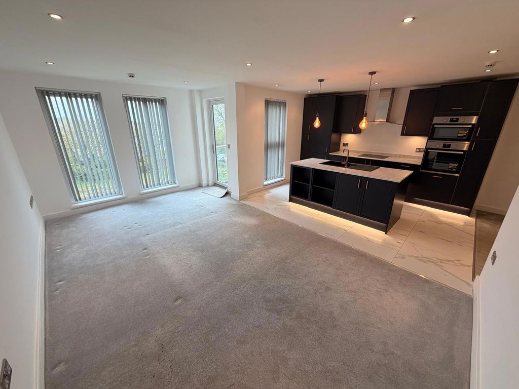 Property photo 2 of 11 Photograph