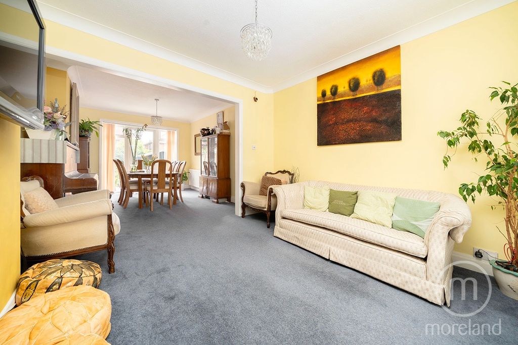 Property photo 3 of 20 5285025