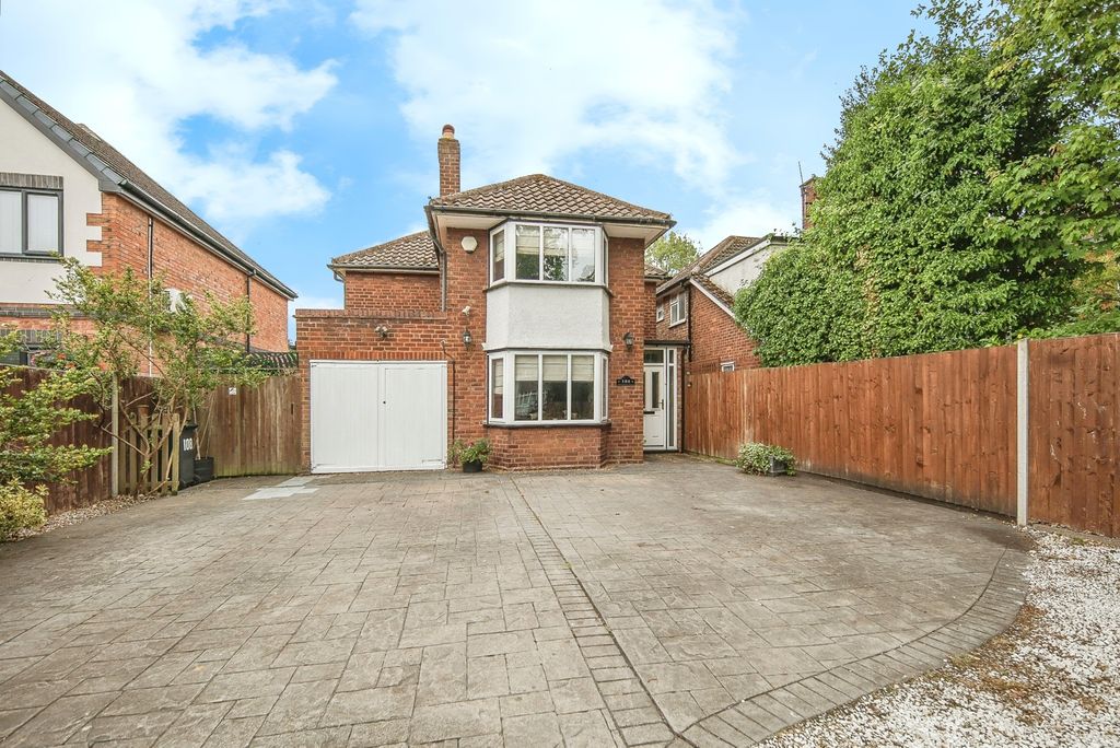 Property photo 1 of 17 Photo