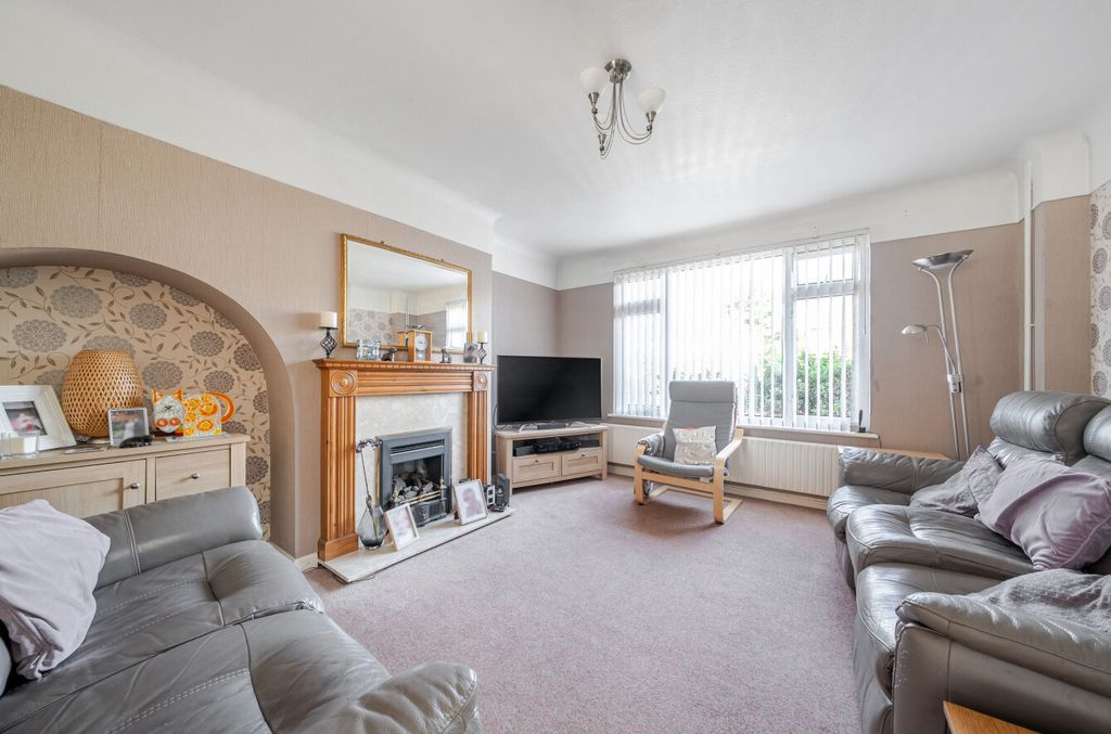 Property photo 2 of 14 1503400-16-6A915B...