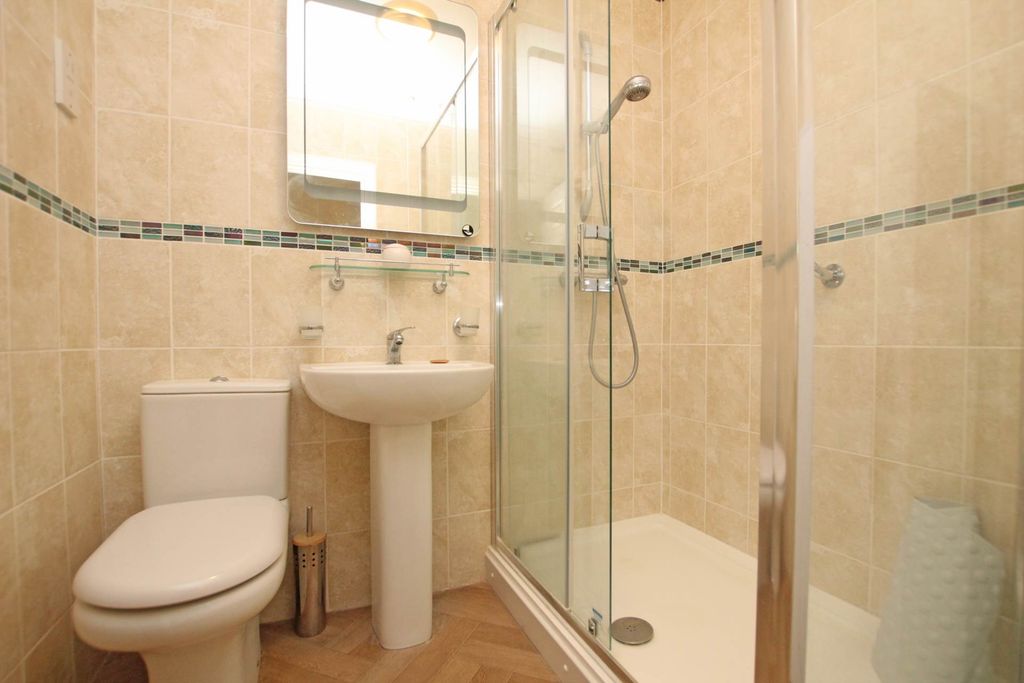 Additional image 18 of 3 bed penthouse for saleGrassington Road, Eastbourne BN20