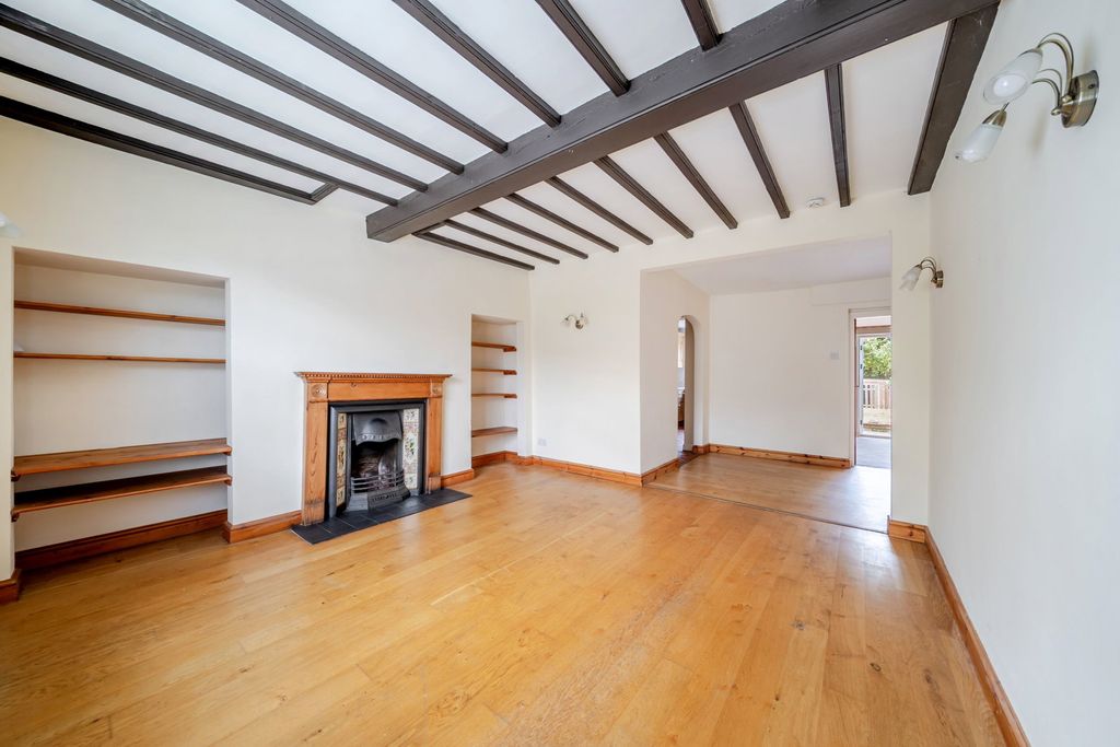 Property photo 3 of 23