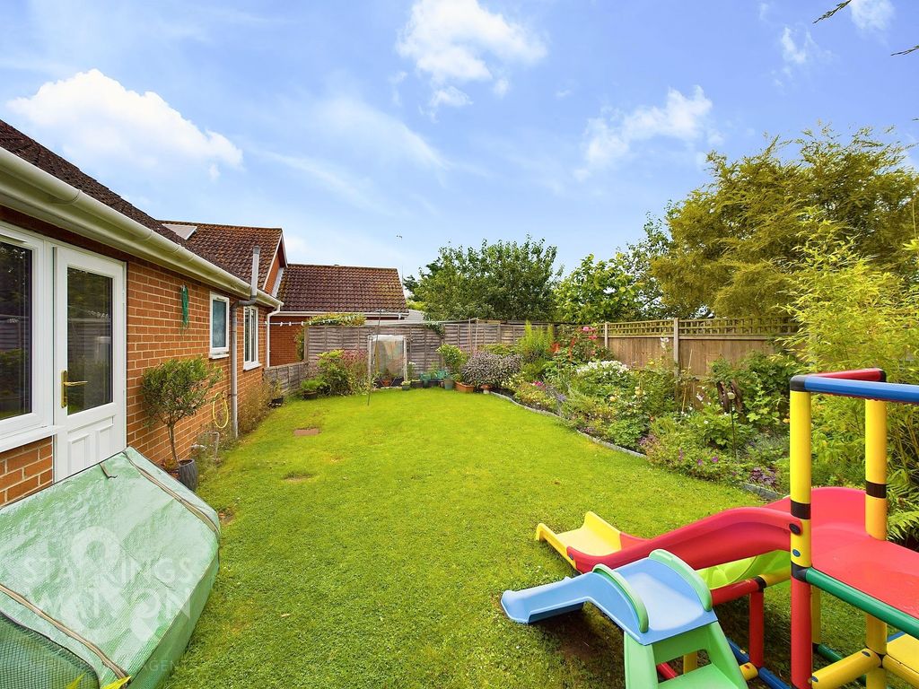 Property photo 2 of 13