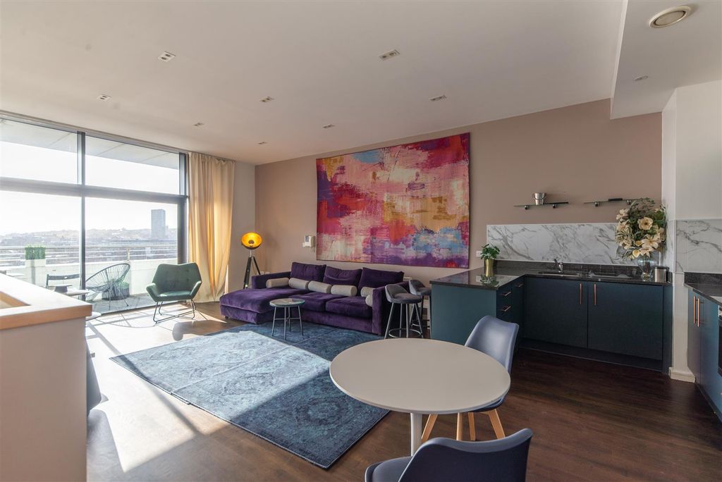 Property photo 1 of 14 2.Jpg