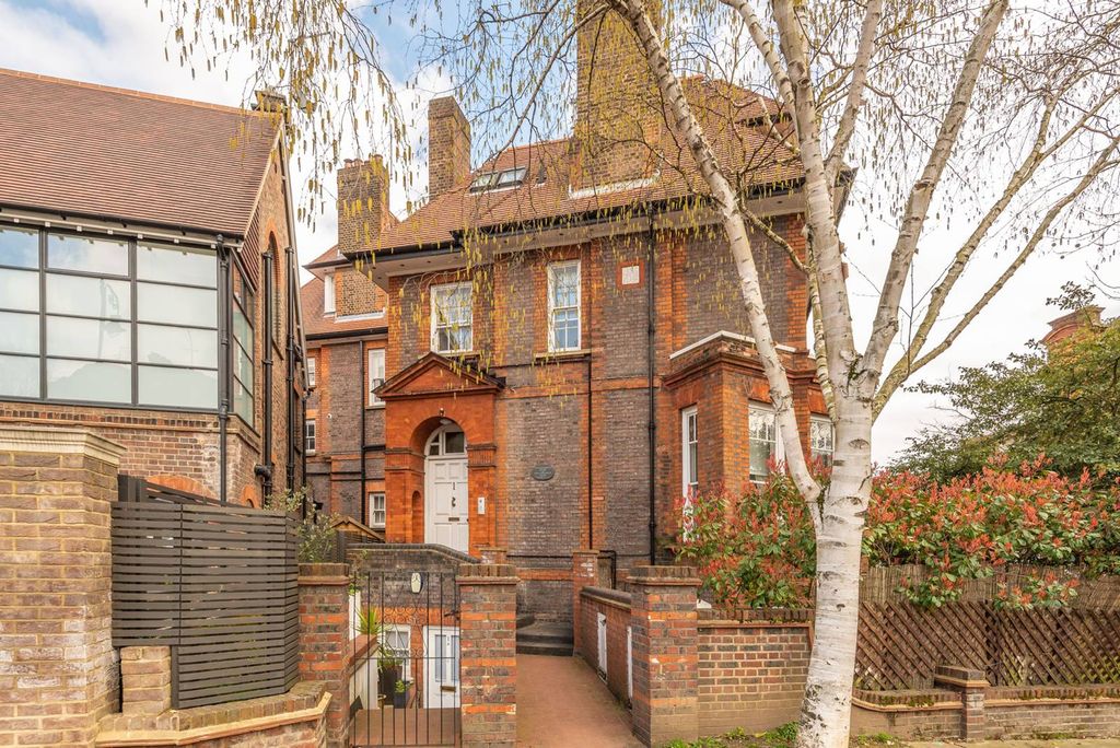Property photo 2 of 7