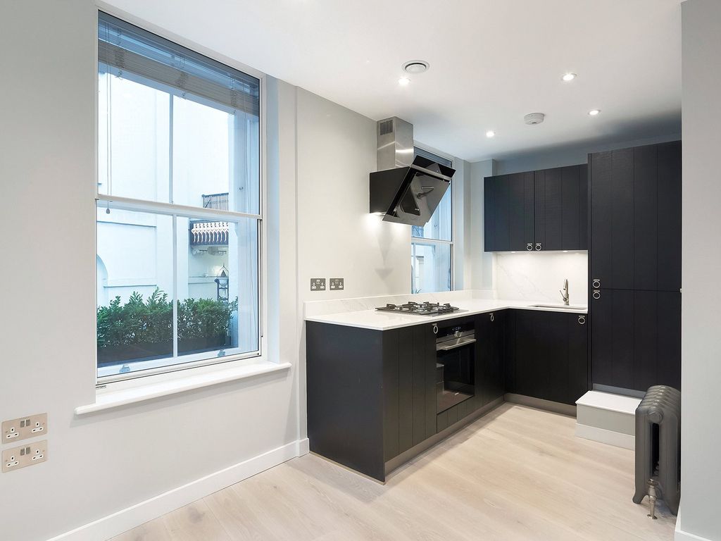 Property photo 2 of 10 Catherine Street