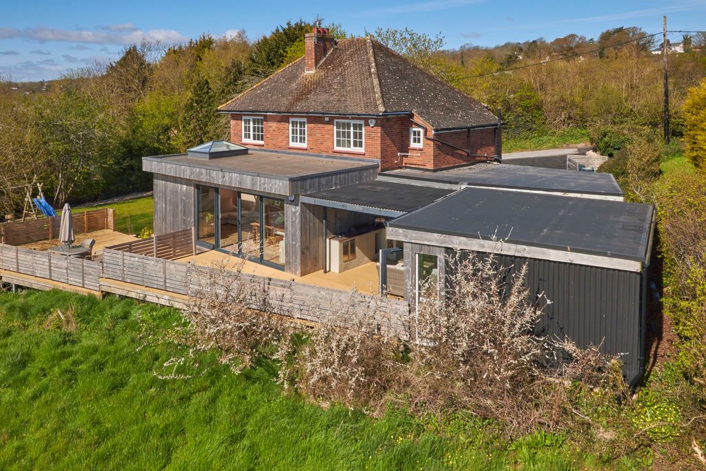 Property photo 1 of 28 Woolsgrove House