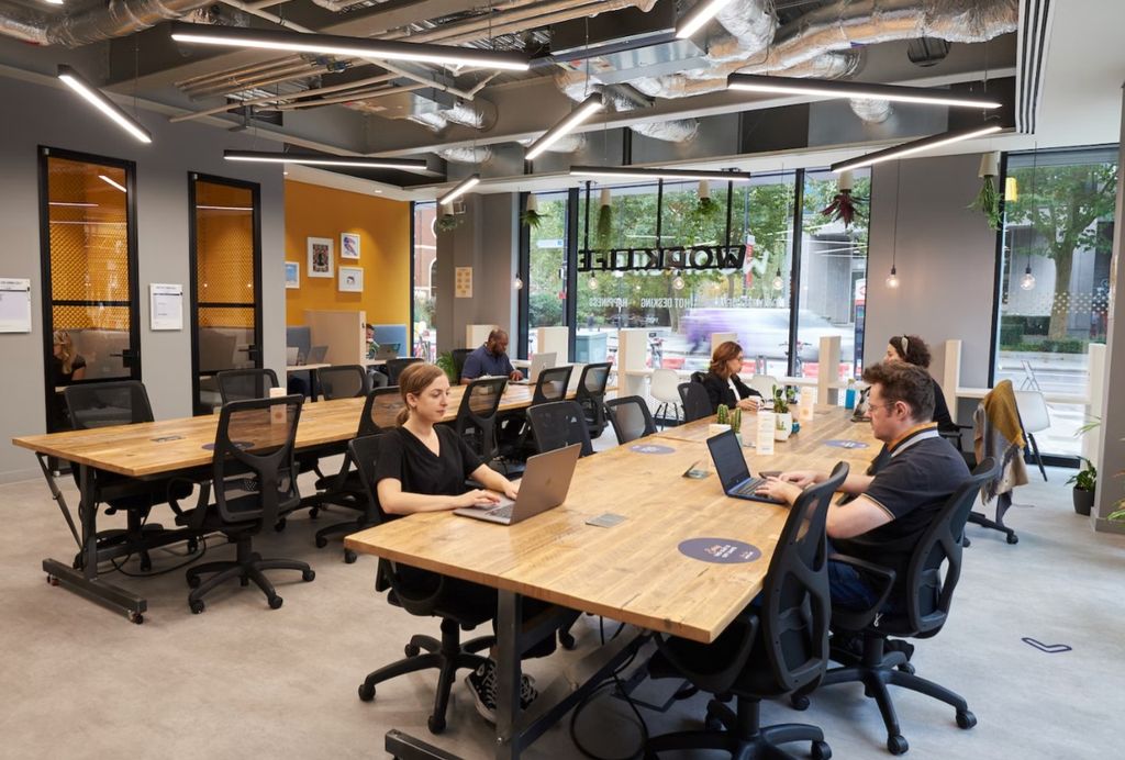 Property photo 2 of 6