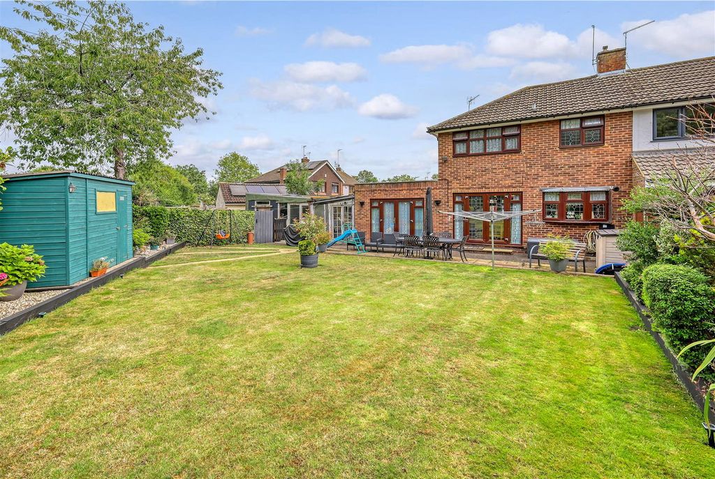 Property photo 2 of 32