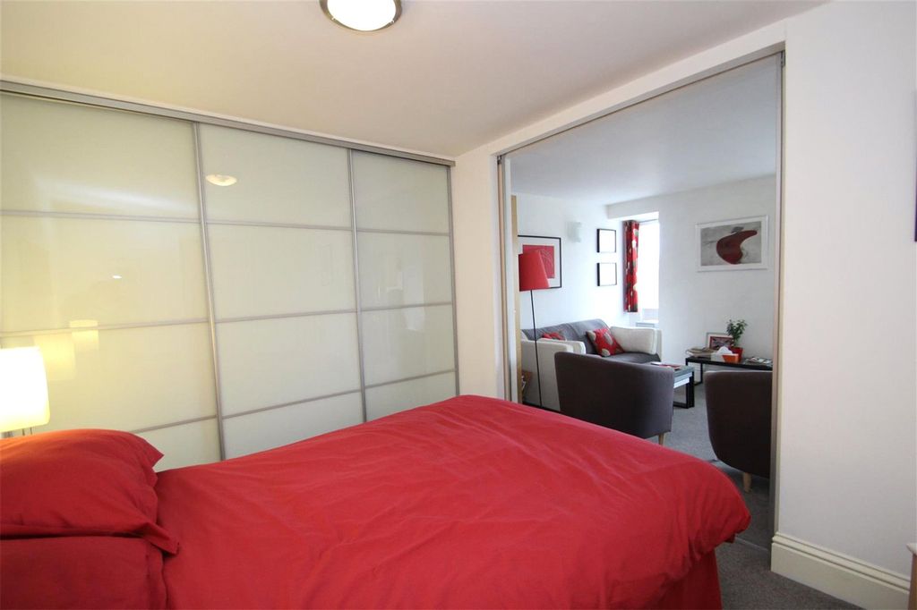 Property photo 3 of 9 Picture No. 02