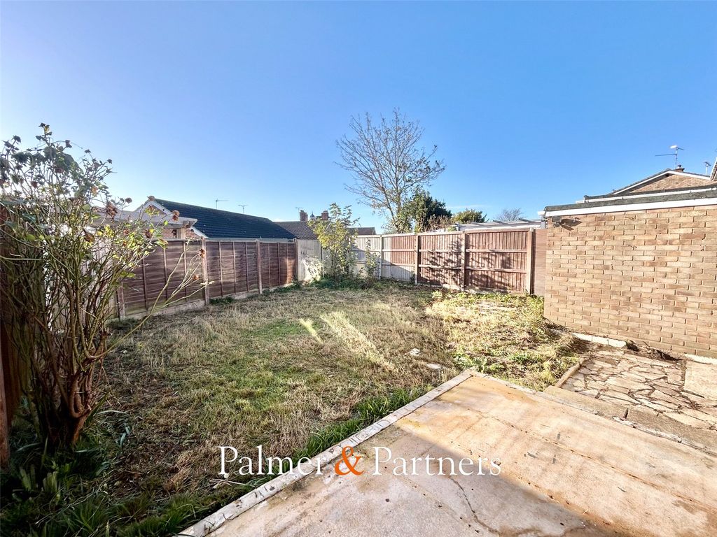 Property photo 3 of 12 Picture No. 24