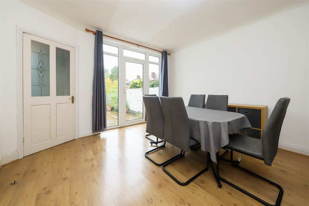 Property photo 3 of 13 Dining Room