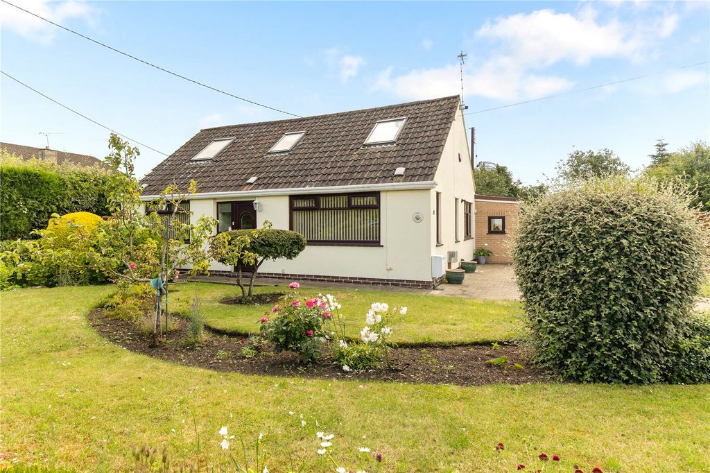 Property photo 1 of 26 Picture No. 05