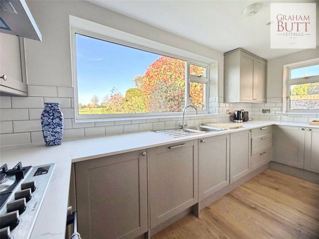 Additional image 9 of 3 bed detached house to rentEast Drive, Angmering, Littlehampton, West Sussex BN16