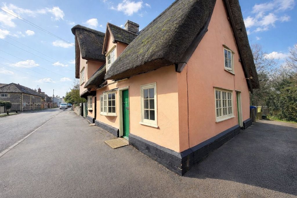 Property photo 1 of 28