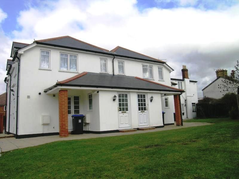 Property photo 1 of 6 External