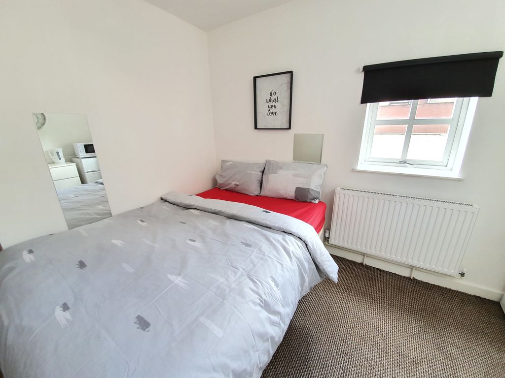 Property photo 2 of 5 Image