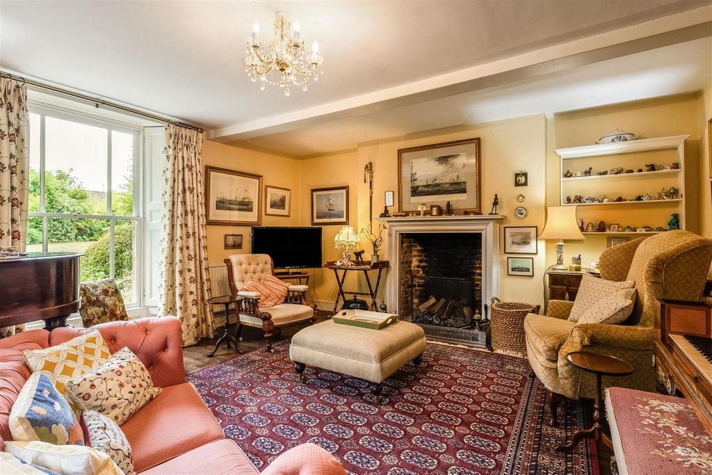 Property photo 2 of 15 Drawing Room