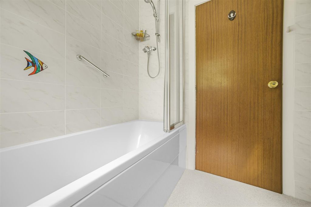 Additional image 14 of 1 bed flat for saleHeath Close, West Cross, Swansea SA3