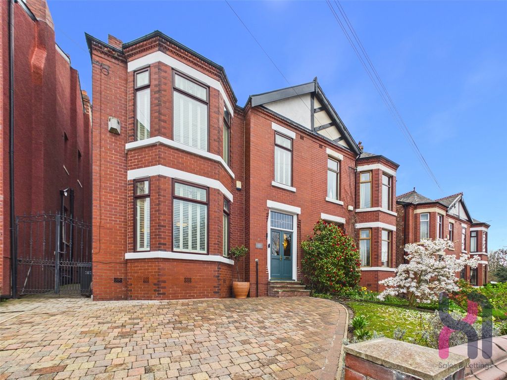 Property photo 3 of 46 Picture No. 01