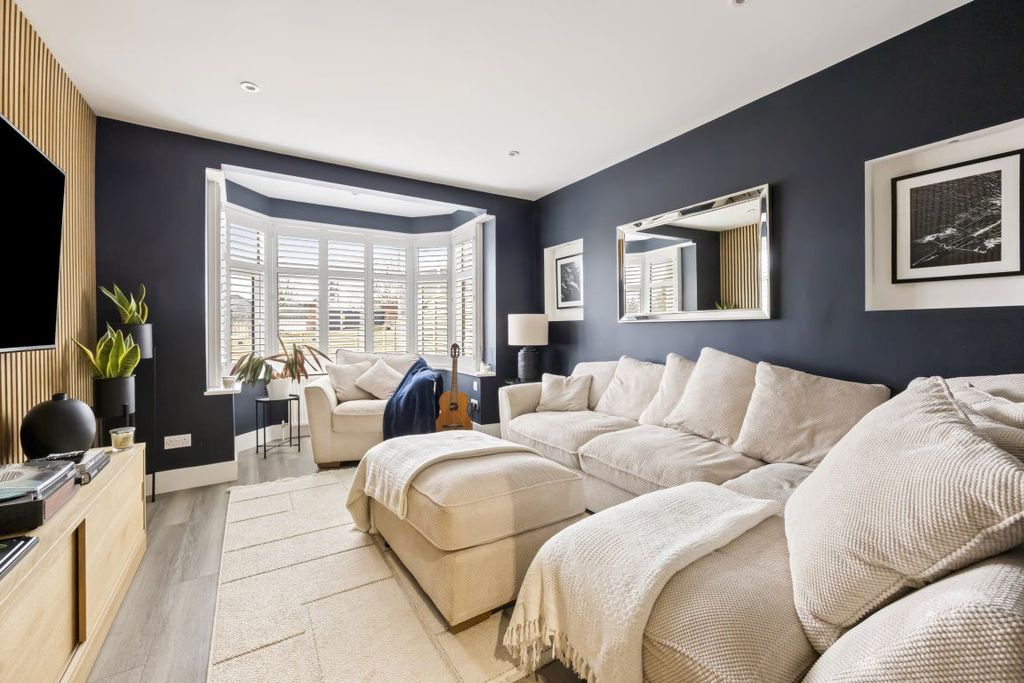 Additional image 6 of 4 bed property to rentWoodland Drive, Hove BN3