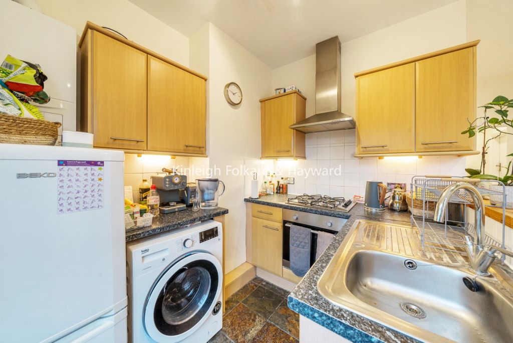 Property photo 1 of 12 1Fbaa800-Ecaf-4568-B