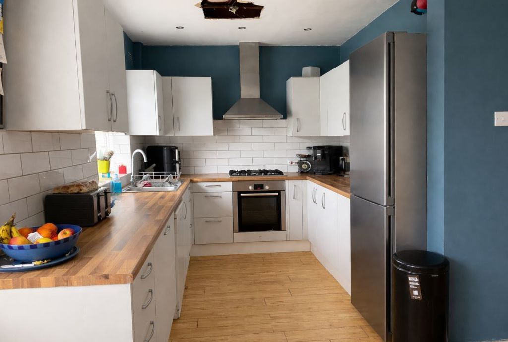 Property photo 2 of 10 Photo 2