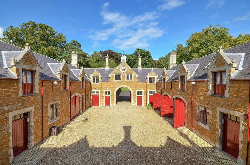 Property photo 1 of 7 Holdenby_Estate_Ph-36.Jpg