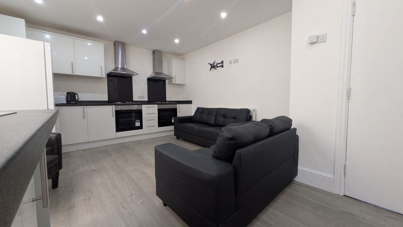 Property photo 3 of 12 Photo 2