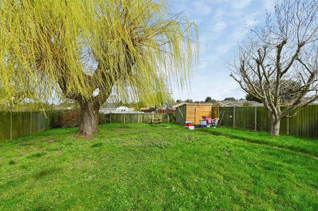 Property photo 2 of 19