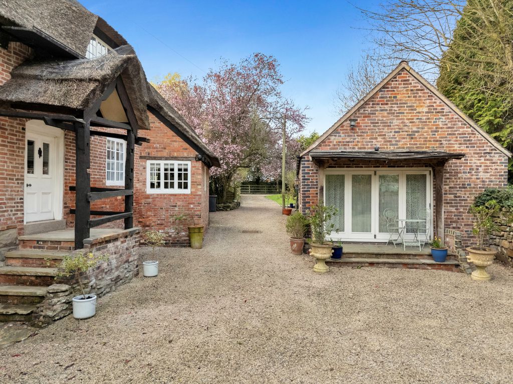 Property photo 3 of 50